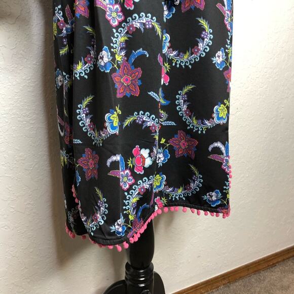 Tracy Negoshian Tiana Black Paisley floral shift dress size Medium NWT - Picture 4 of 16